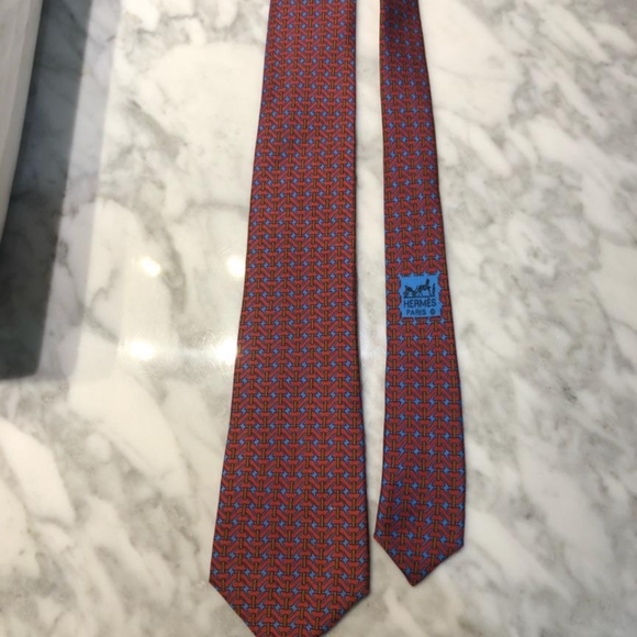 Tie - Picture 2 of 3